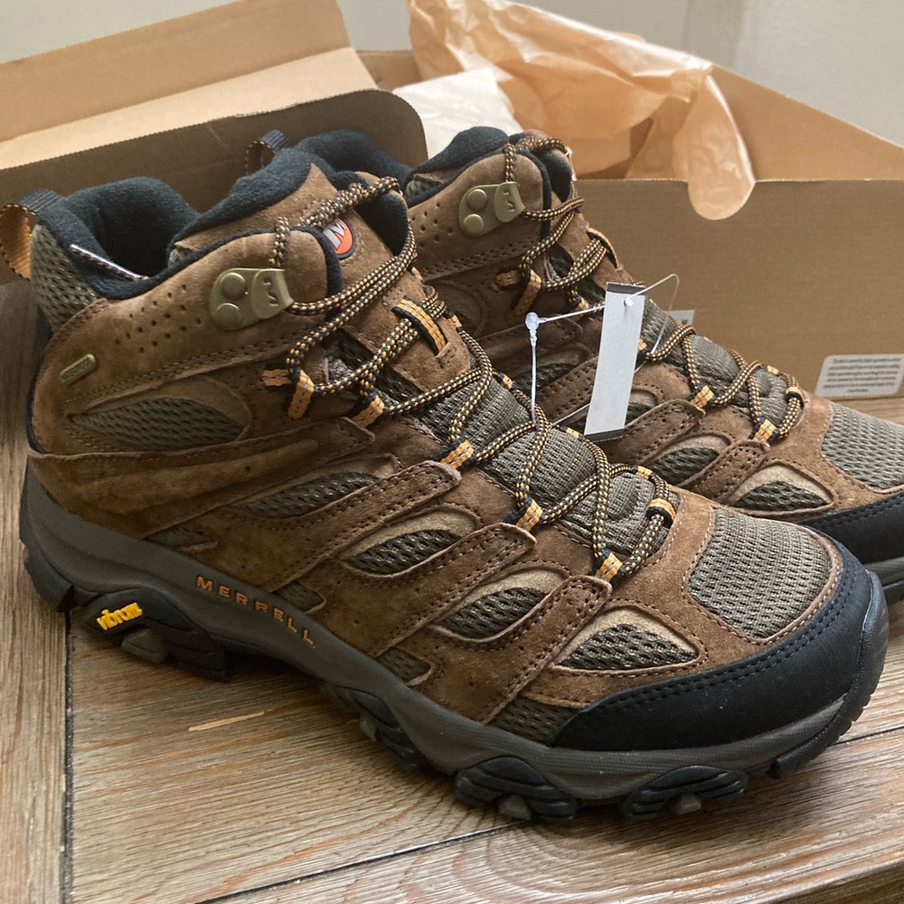 Merrell Moab 3 hiking boots
